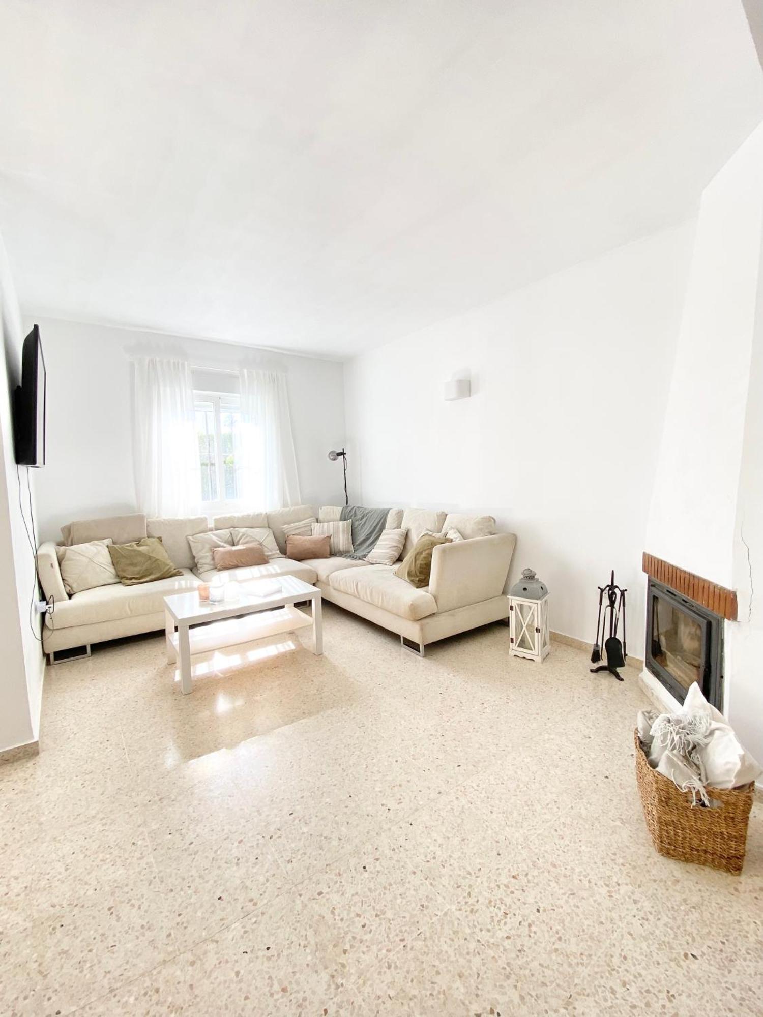 埃斯特波纳Townhouse W/Sea View & Garden别墅 外观 照片